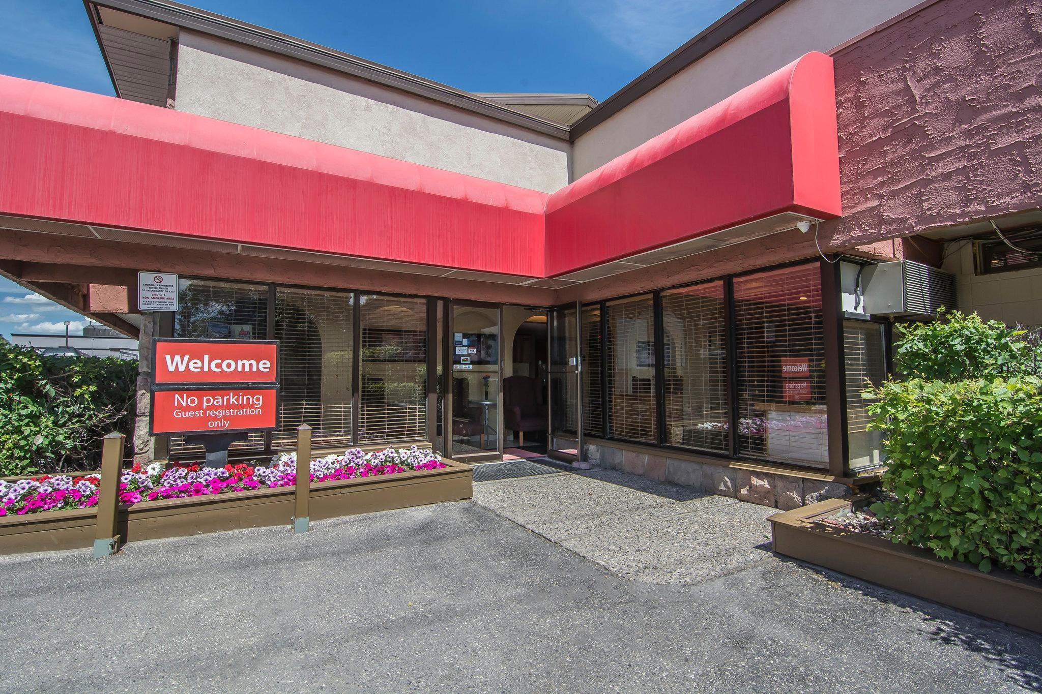 Econo Lodge Motel Village YYC Kültér fotó